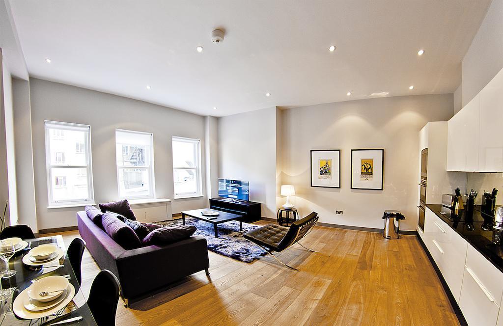 The Mayfair Collections London Room photo